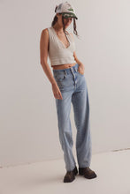 Load image into Gallery viewer, Free People Aster Straight Leg Jeans
