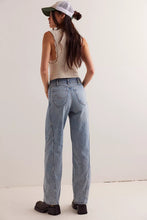 Load image into Gallery viewer, Free People Aster Straight Leg Jeans
